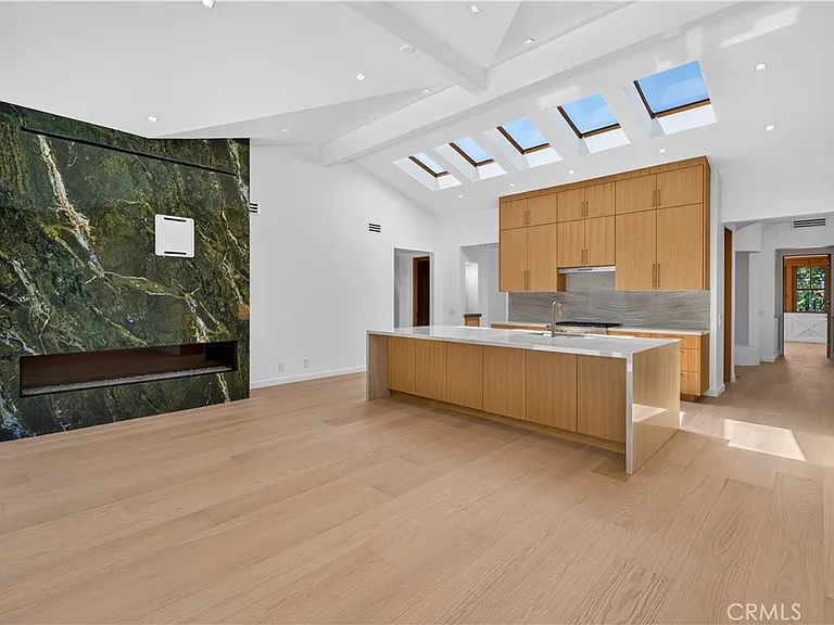 1312 Santanella Ter — Photo 10