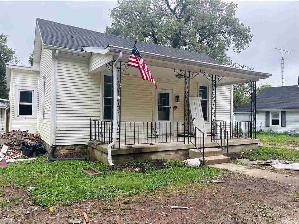 1st image of 420 N Fountain St