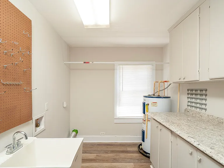 32 Grant St — Photo 19
