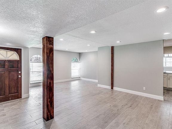 2nd image of 2938 Fern Glen Dr