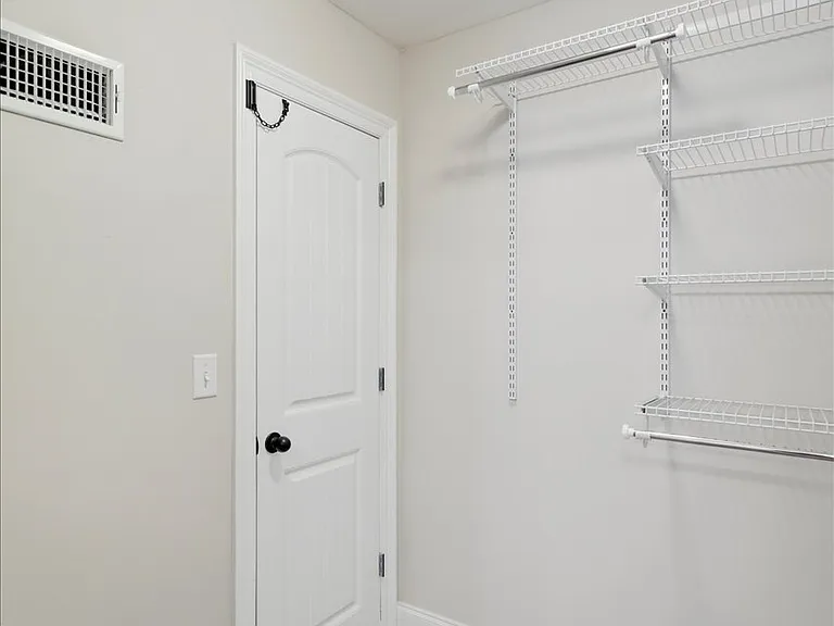 917 Willow Grande Cir — Photo 28