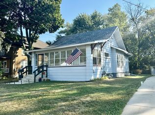 45 N Sunset Ave, Freeport, IL 61032