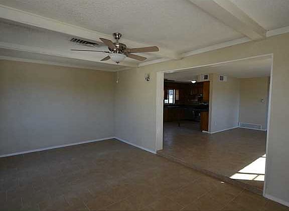 5th image of 7645 Franklin Dr