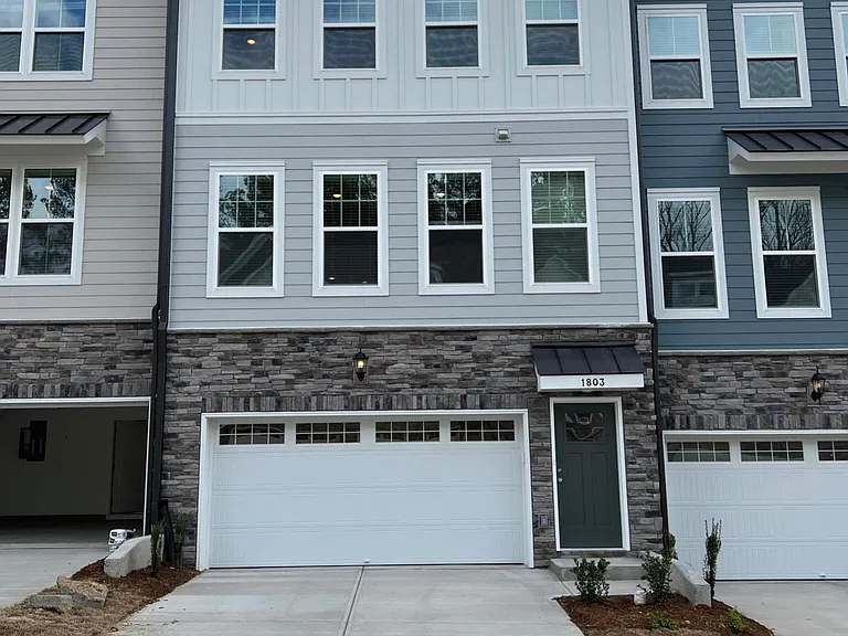 1803 Stroup St — Photo 2