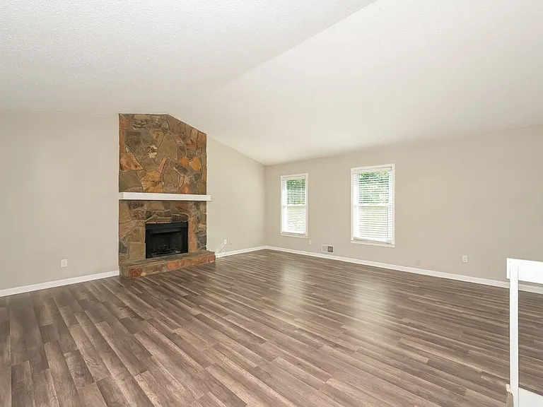 460 Bay Lake Pass — Photo 4