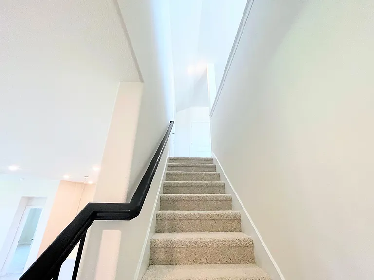 3201 Riverlawn Dr — Photo 17
