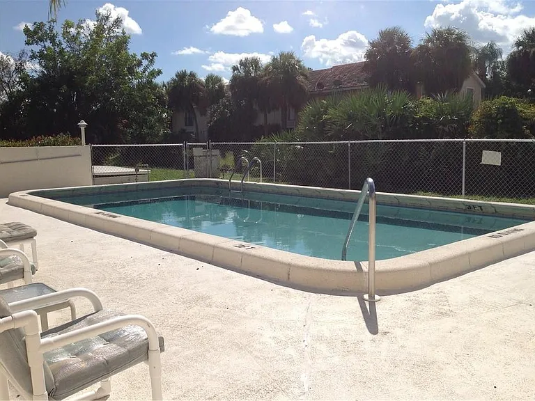 3550 NW 104th Ave #5 — Photo 45