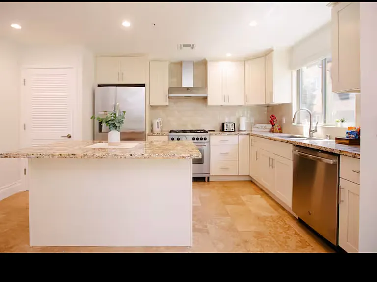 Open kitchen with a center island