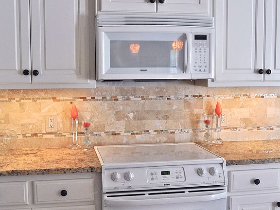 Under Cabinet Lights
