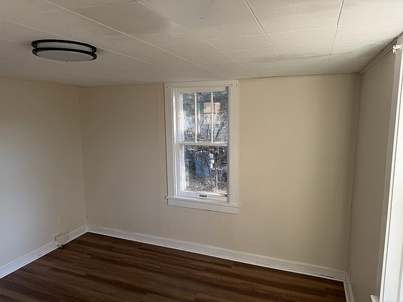 2nd image of 113 Dietrich Ct #B