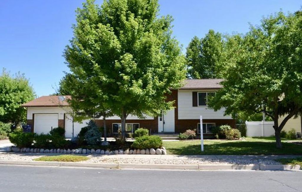 975 S 200 E - Property Image