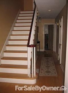 Main Hallway/Entrance