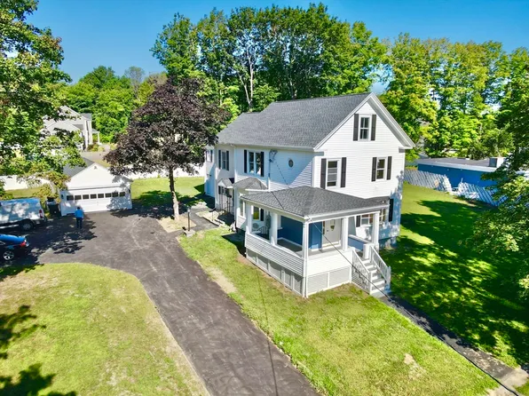 141 Washington St, Groveland, MA 01834