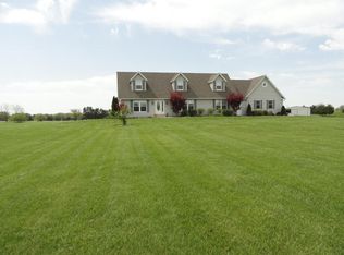 300 W Williams Rd, Sturgeon, MO 65284