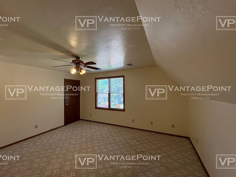 114 N Ontario St — Photo 15