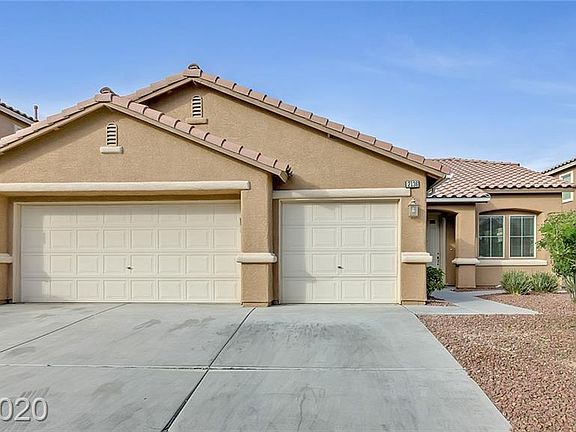 2nd image of 2136 Mountain Rail Dr