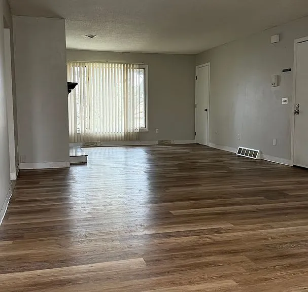 5901 Ryewyck Dr — Photo 7