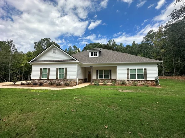 64 Lee Road 356, Valley, AL 36854