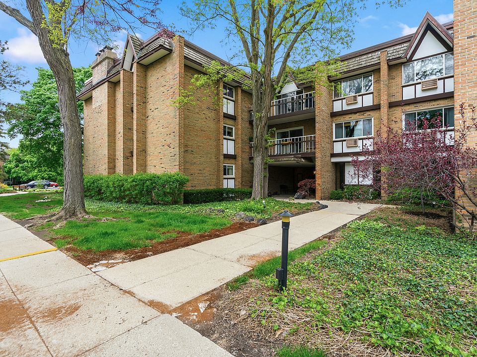 1st image of 320 Claymoor Rd #1-C