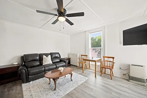 166 Main St #21 Photo 1