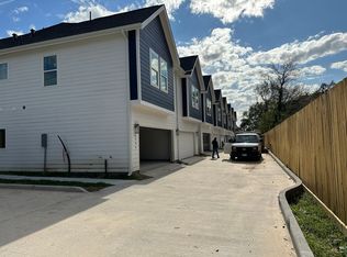 LA Paul Quinn Street - 835 A, Houston, TX 77091