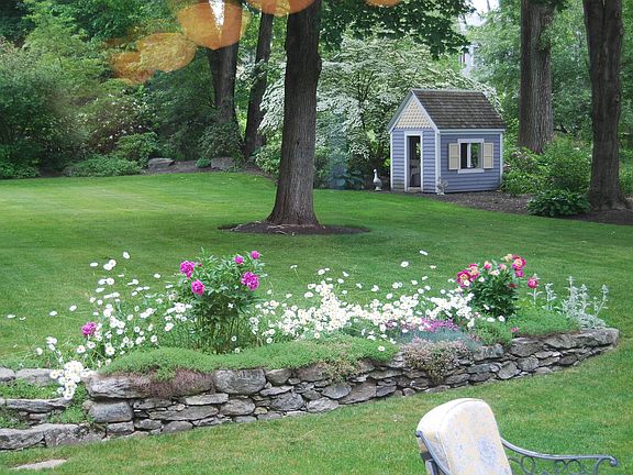 gardens and playhouse