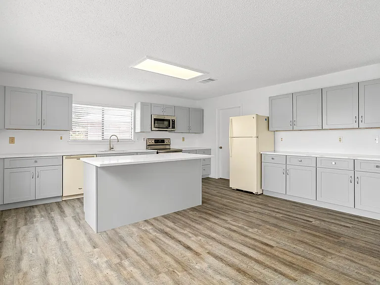8090 Chestnut Ash in Converse TX - Homes For Rent in San Antonio TX Homes For Rent in Converse TX