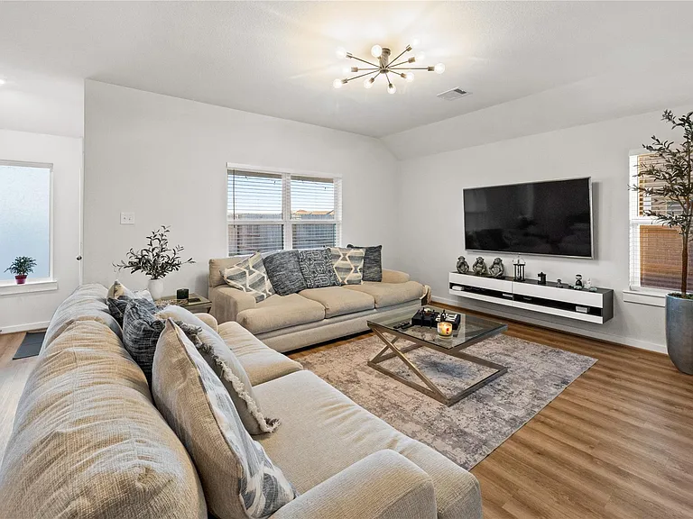 4604 Spoon Bill Cove Dr — Photo 8