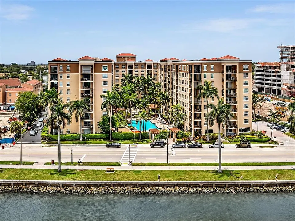 1801 N Flagler Dr #416