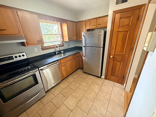 454 E Center St #4 Photo 1