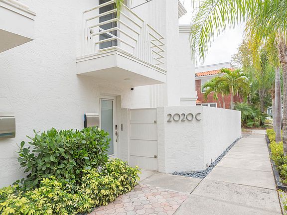 3rd image of 2020 W Dekle Ave APT C