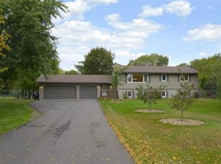 14041 Vinewood Ln N, Dayton, MN 55327