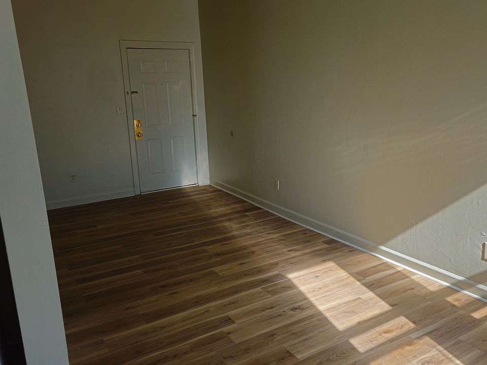 Living Room (from kitchen)