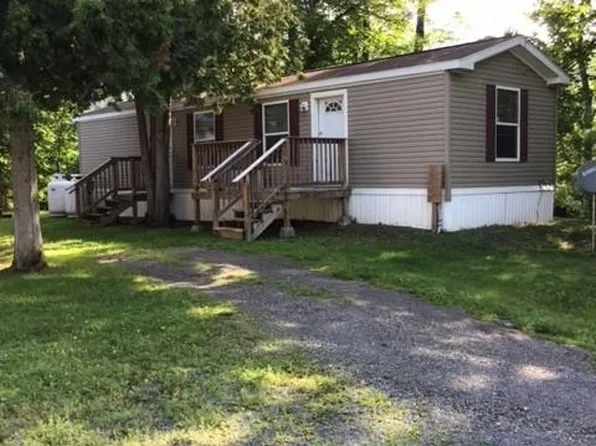 36 Upper Royalton Ter, South Royalton, VT 05068