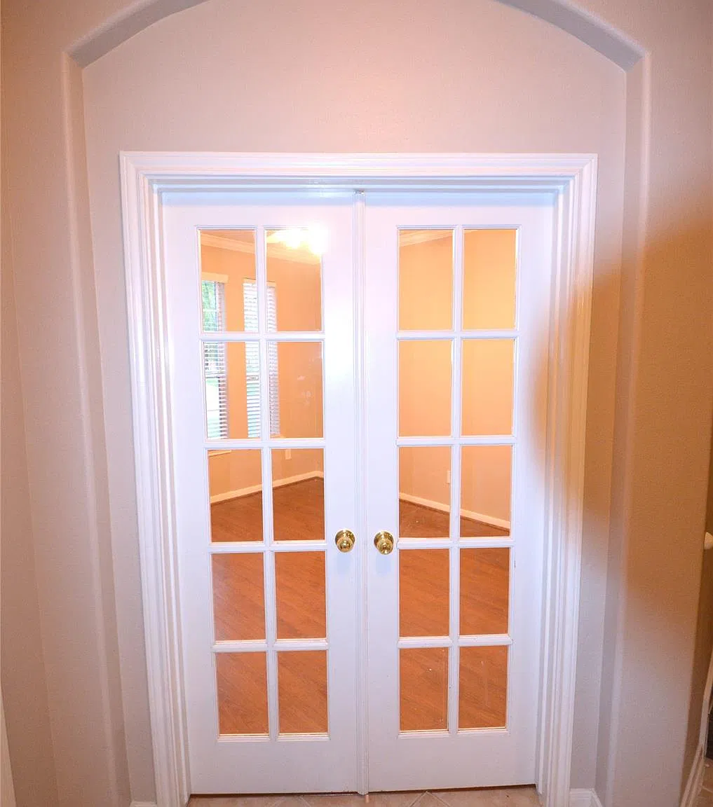 4 bed, 2.5 bath, 3045 sqft, $2,797 — Photo 3