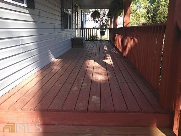 4th image of 171 Alvin Dr