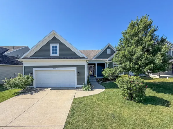 3907 Boulder Ridge Dr, Champaign, IL 61822