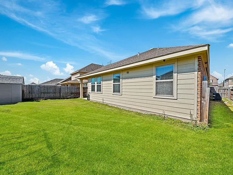 20427 Alpine Meadow Pl — Photo 40