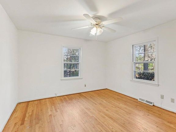 5th image of 209 High House Rd