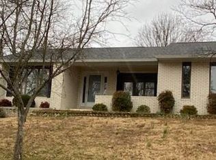 241 S Hillcrest Dr, Spring City, TN 37381