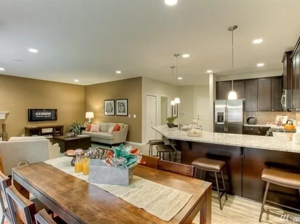 10546 191st St E, Puyallup, WA 98374