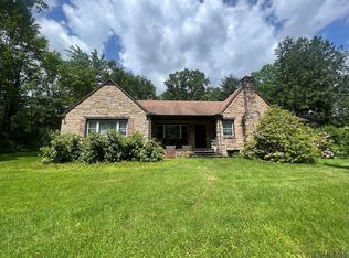 143 Cold Spring Rd, Friedens, PA 15541
