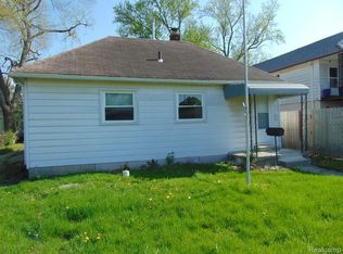 15338 Stephens Dr, Eastpointe, MI 48021