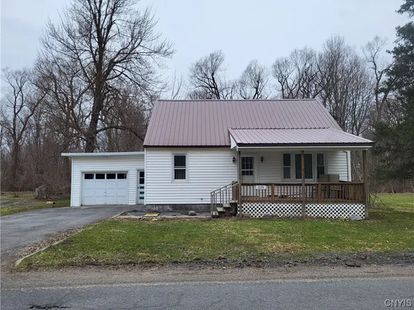 235 Hunt St, Watertown, NY 13601