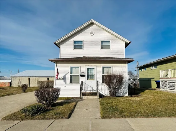1306 8th Ave, Belle Plaine, IA 52208