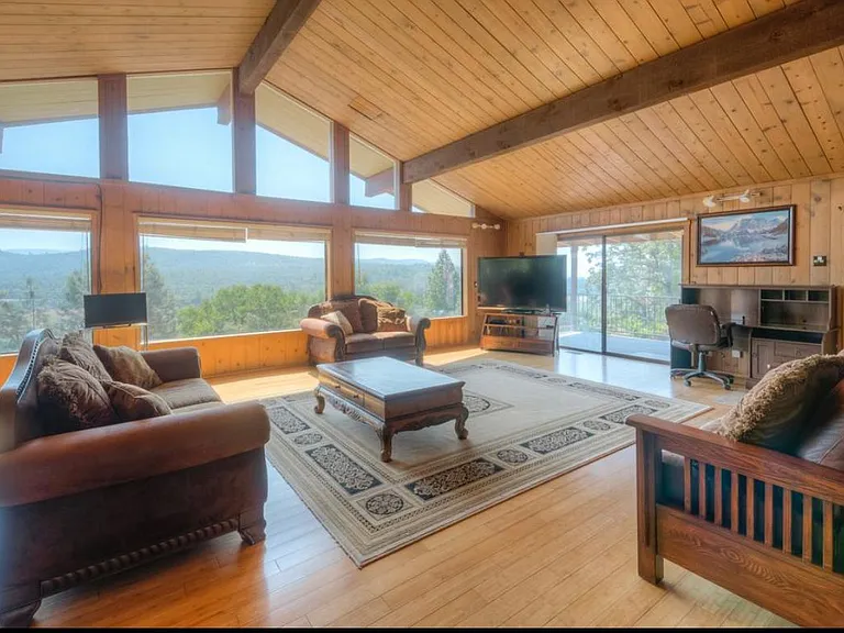 5446 Royal Oaks Dr — Photo 6