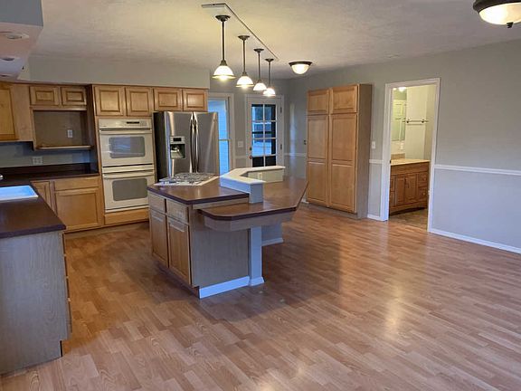 5th image of 2801 Dartmouth Dr