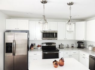 1319 Post Rd, Brookfield, WI 53005