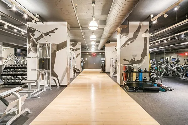 Rented by Sotheby's International Realty | media 18