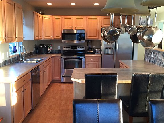 Kitchen with dining room